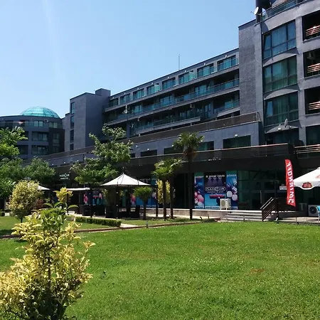 Апартамент Sandapart Plaza Studio Слънчев бряг