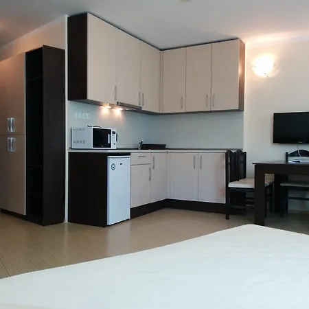 Апартамент Sandapart Plaza Studio
